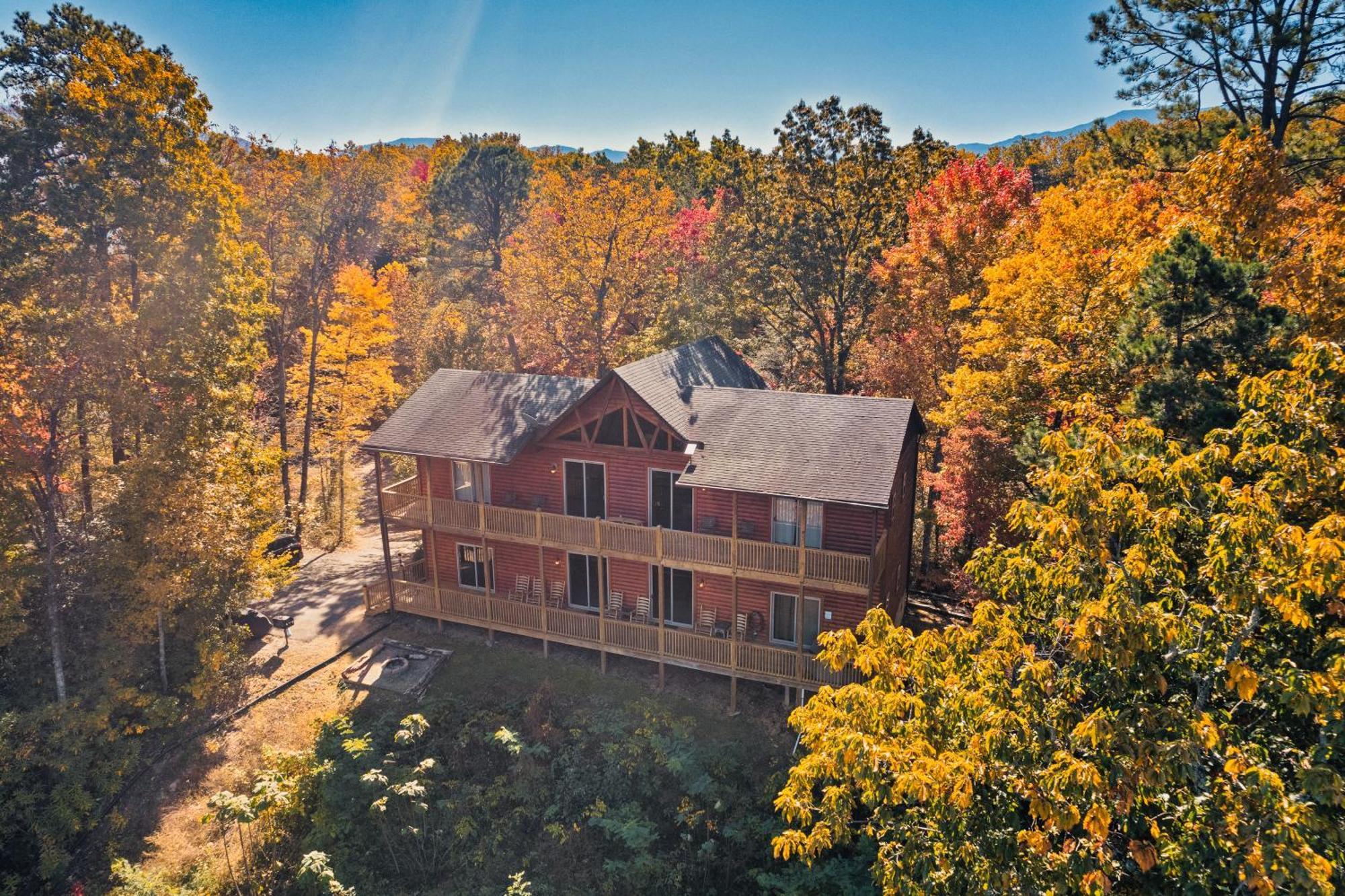 Top Mtn Views, Hottub, Games, 4 Suites, Pets Sevierville Eksteriør billede